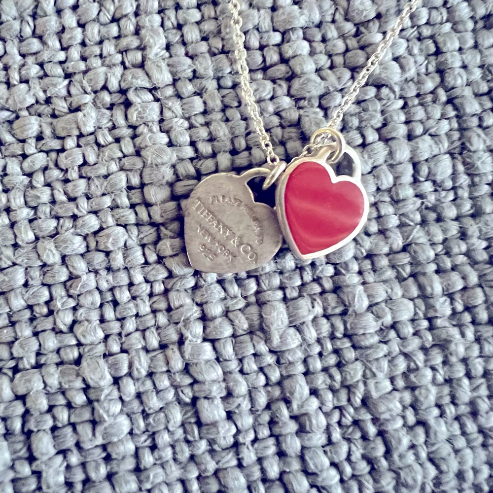 TIFFANY AND CO NECKLACE WITH 2 charms